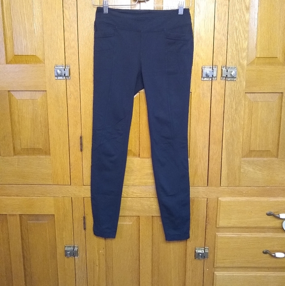 Athleta Metro black full length pocket leggings - Picture 2 of 8